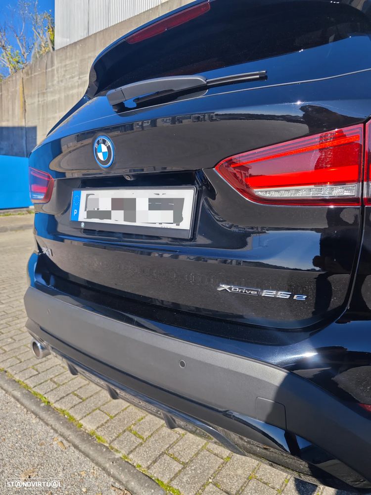 BMW X1 xDrive25e Sport Line - 2