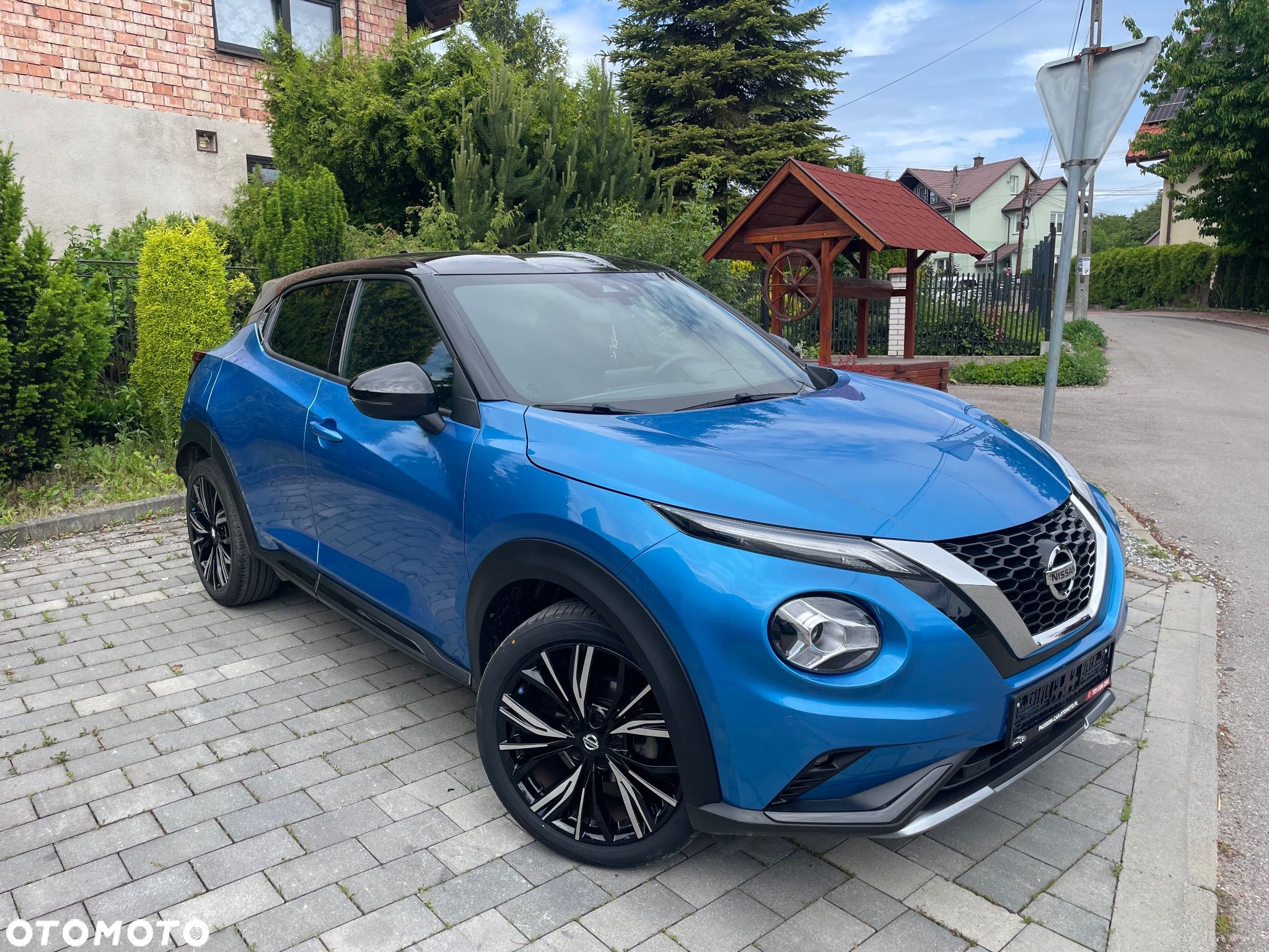 Nissan Juke 1.0 DIG-T Tekna - 1
