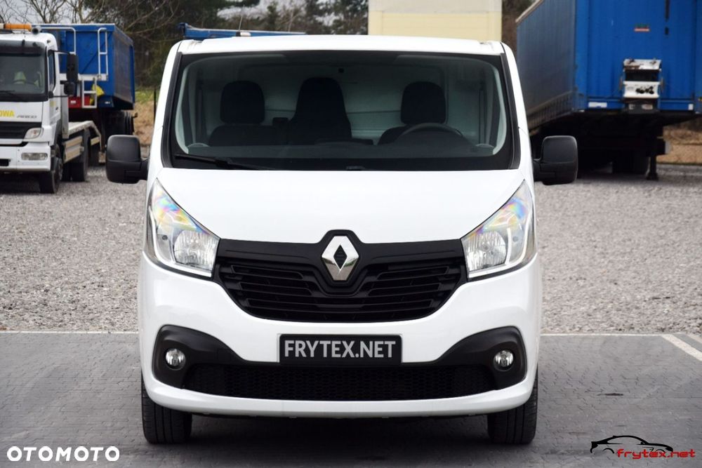 Renault Trafic - 2