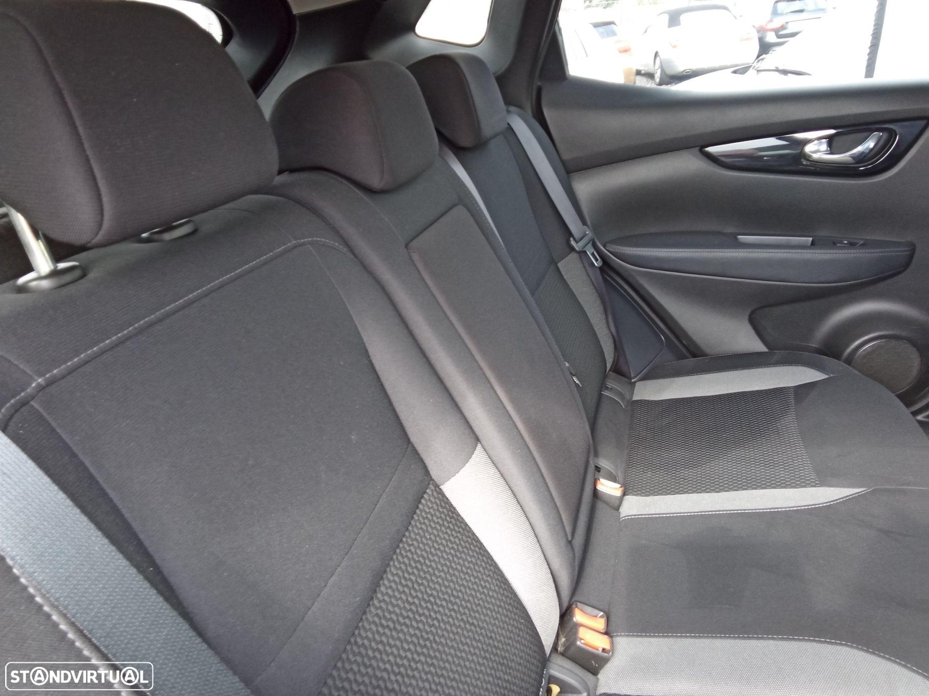 Nissan Qashqai 1.5 dCi Acenta C/Barras de Tejadilho - 21