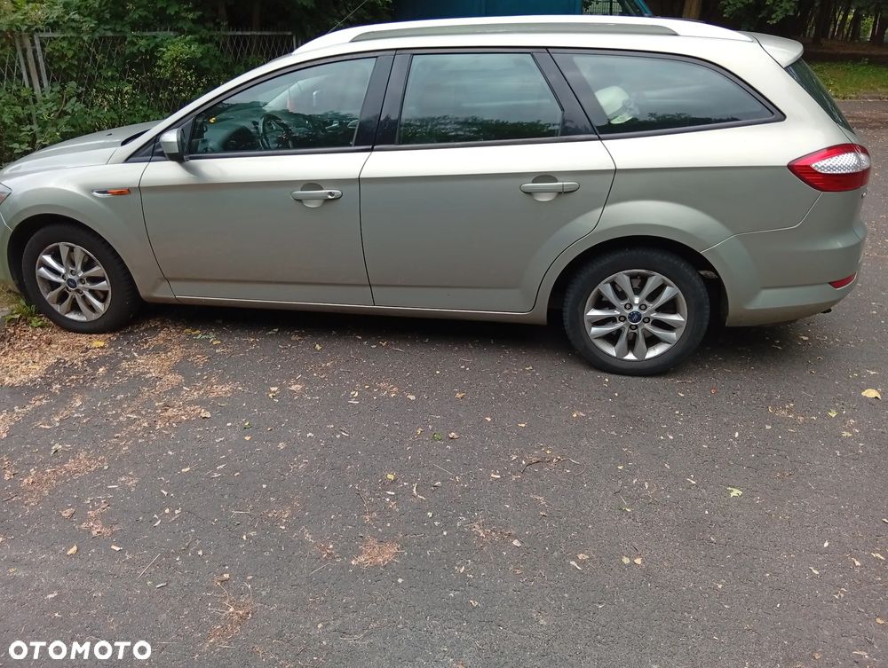 Ford Mondeo 1.6 Titanium - 11