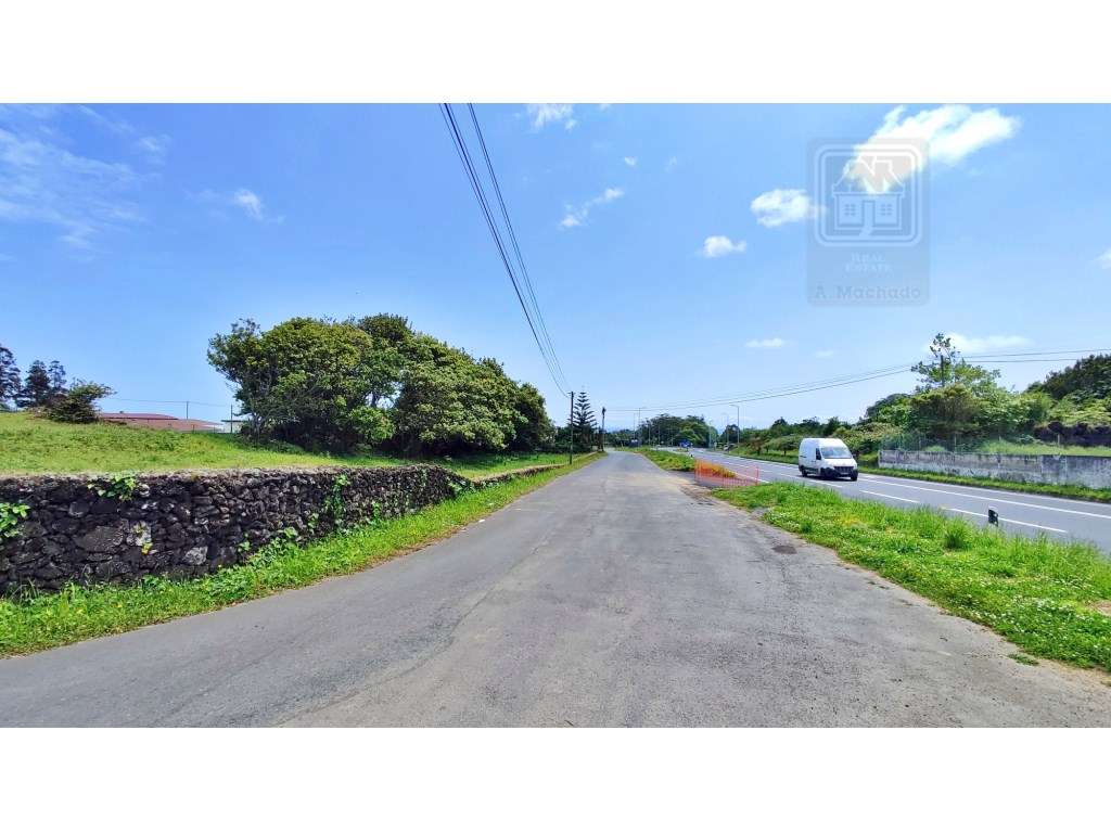 AMPLO TERRENO para projecto industrial junto ao Pico da Pedra, Ribe... - Grande imagem: 3/25