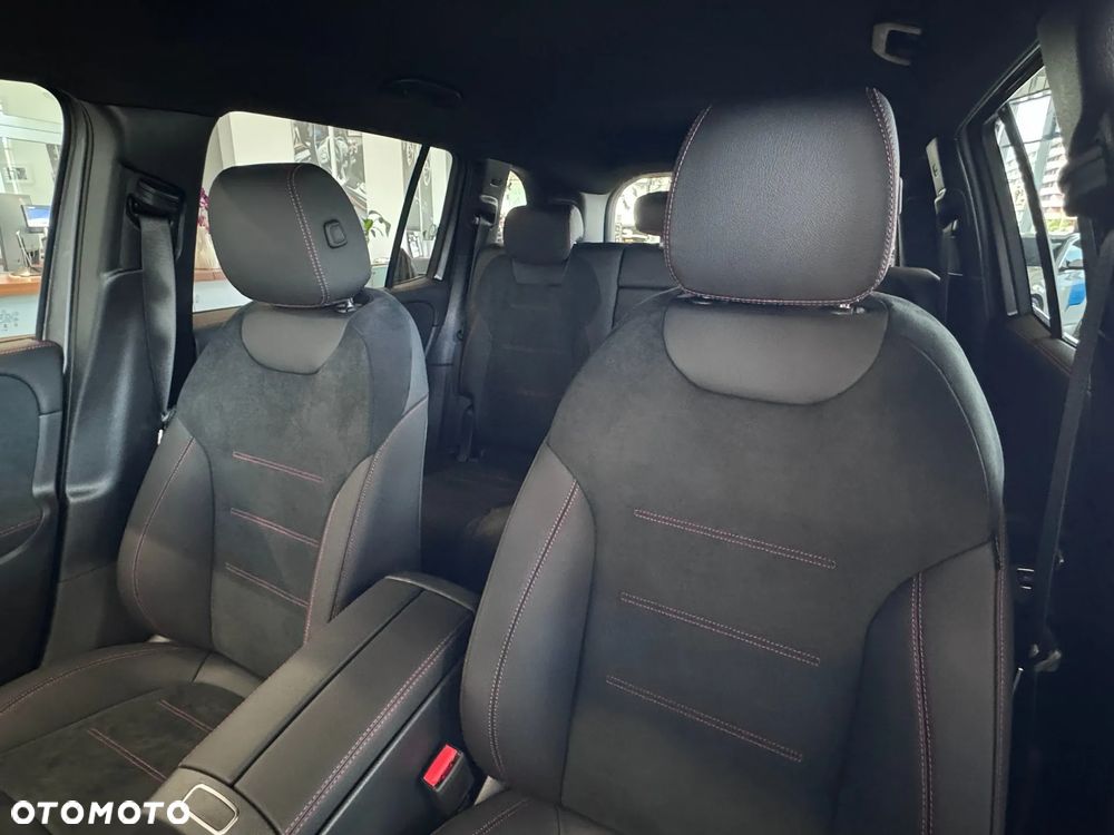 Mercedes-Benz GLB 200 AMG Line 7G-DCT - 14