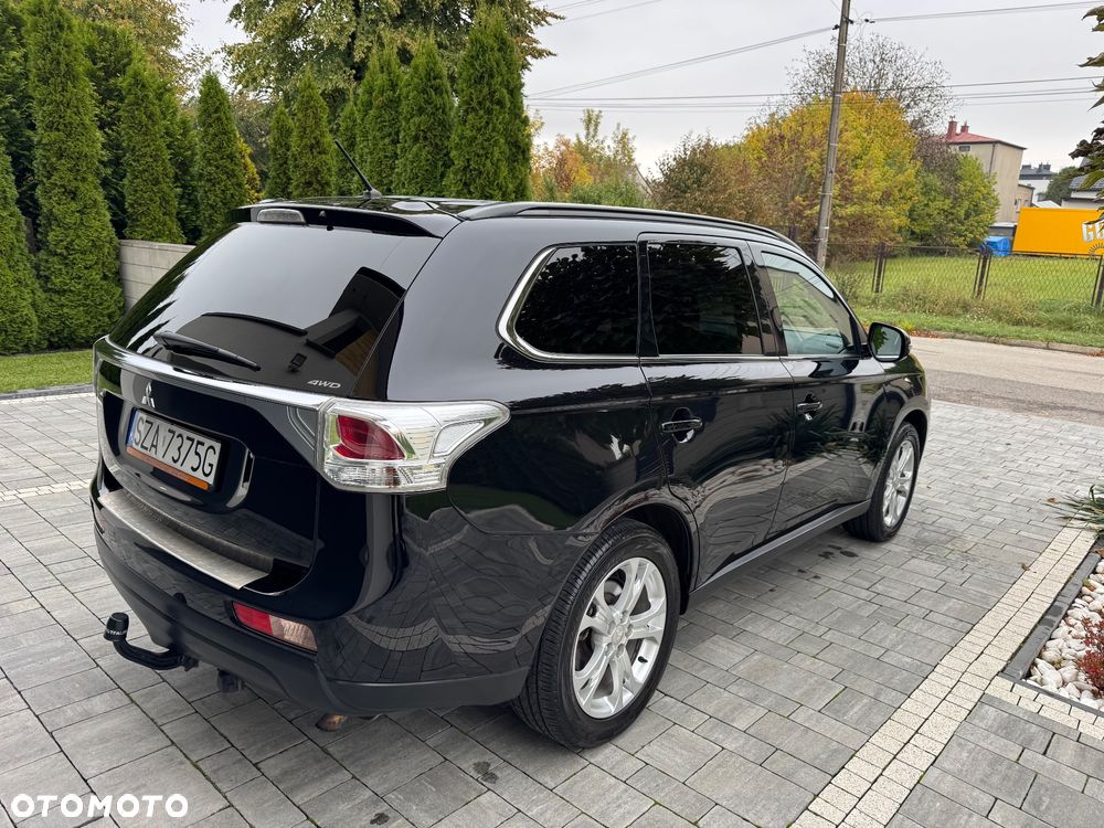 Mitsubishi Outlander - 7