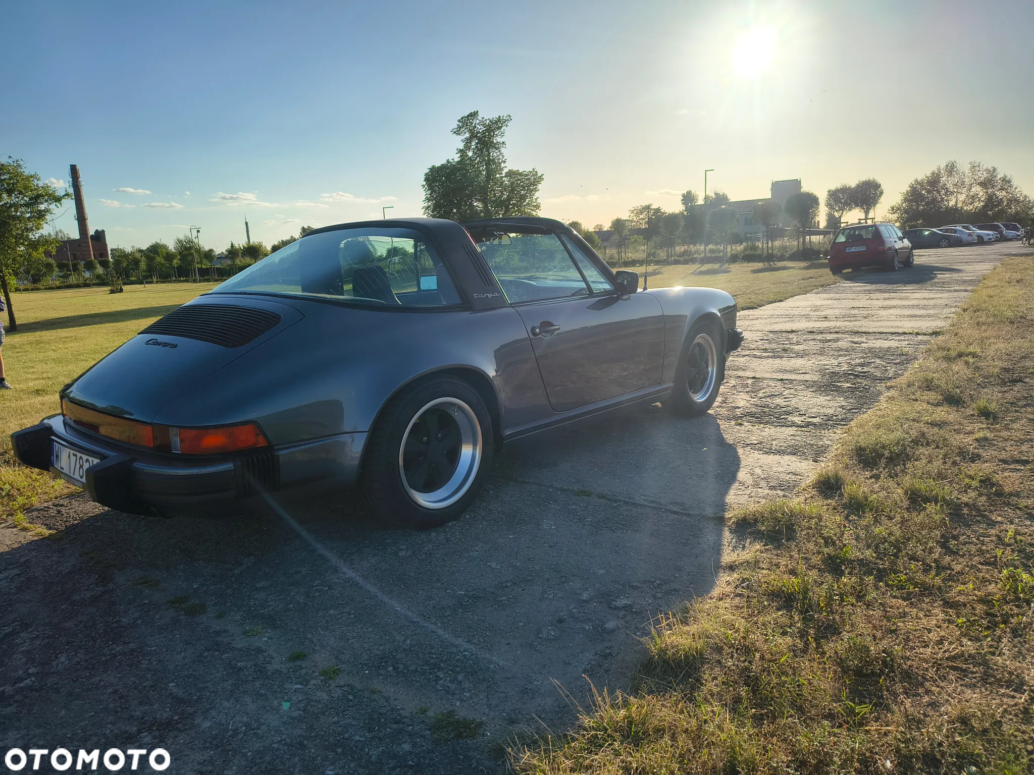 Porsche 911 Carrera 2 Targa - 8