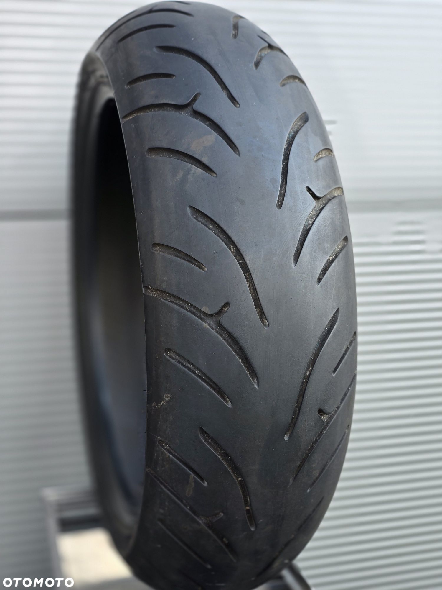 Opona Bridgestone Battlax BT023 180/55/17 prawie 5mm - 1