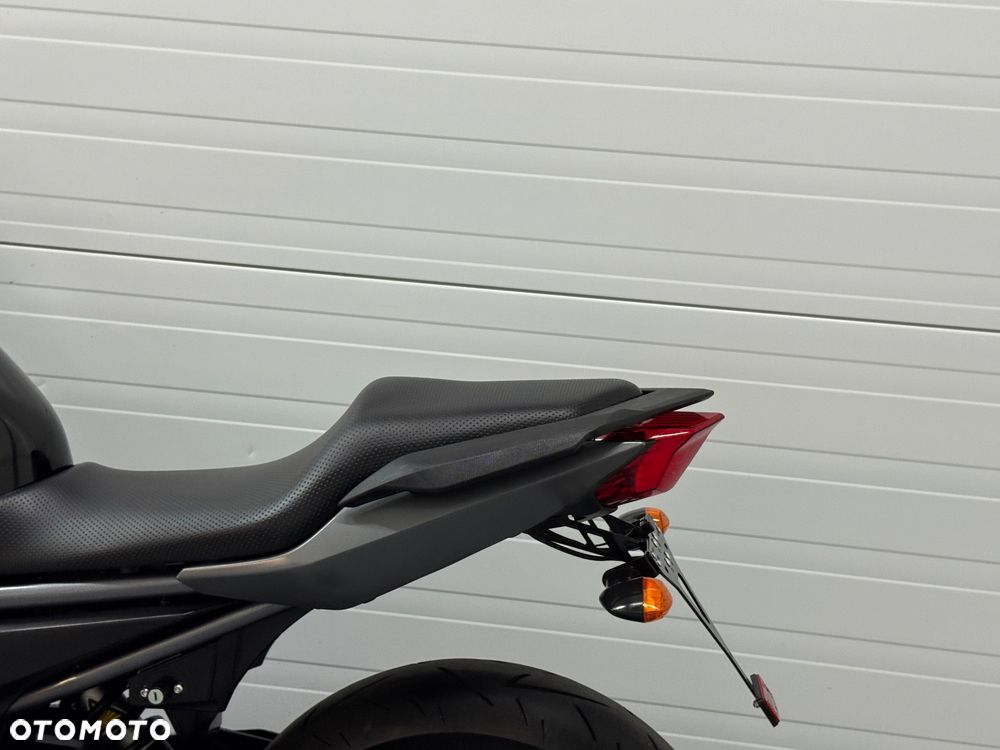 Yamaha XJ - 18