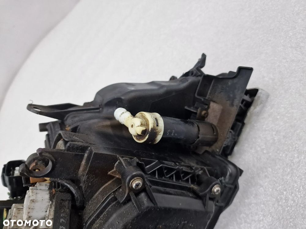 SUBARU OUTBACK III 3 / LEGACY IV 4 06-09 LEWA LAMPA PRZEDNIA PRZÓD KOMPLETNA XENON , NR KOITO 100-20959 , NR AUKCJI LA404 - 14