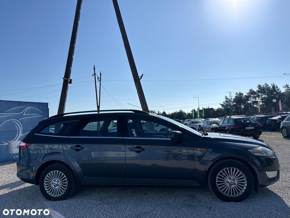 Ford Mondeo 2.0 TDCi Ambiente - 12