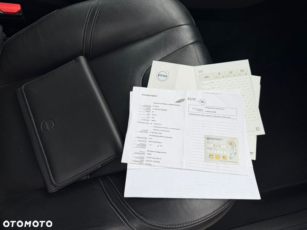 Volvo V40 D2 Inscription - 26