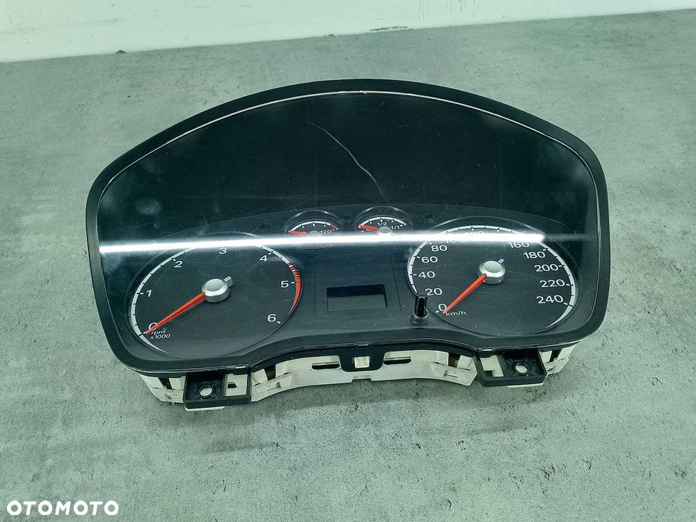 LICZNIK FORD FOCUS II 7M5T-10849-CB 1.6 TDCI - 4
