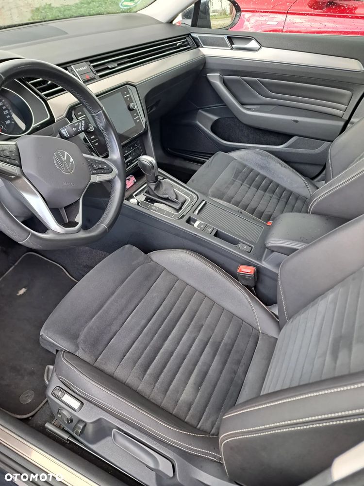 Volkswagen Passat Variant ver-variant-2-0-tdi-scr-dsg-elegance - 22