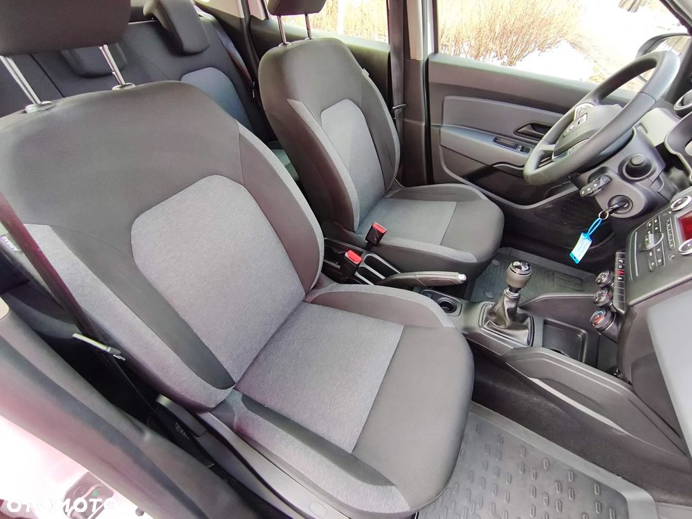 Dacia Duster 1.0 TCe Essential - 12