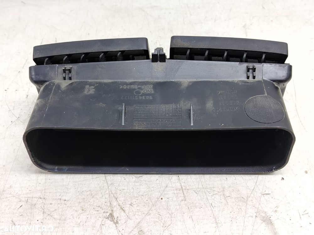 Grila ventilatie bord 9634511177 Toyota ProAce 1 [2013 - 2016] 1.6 d4 - 2