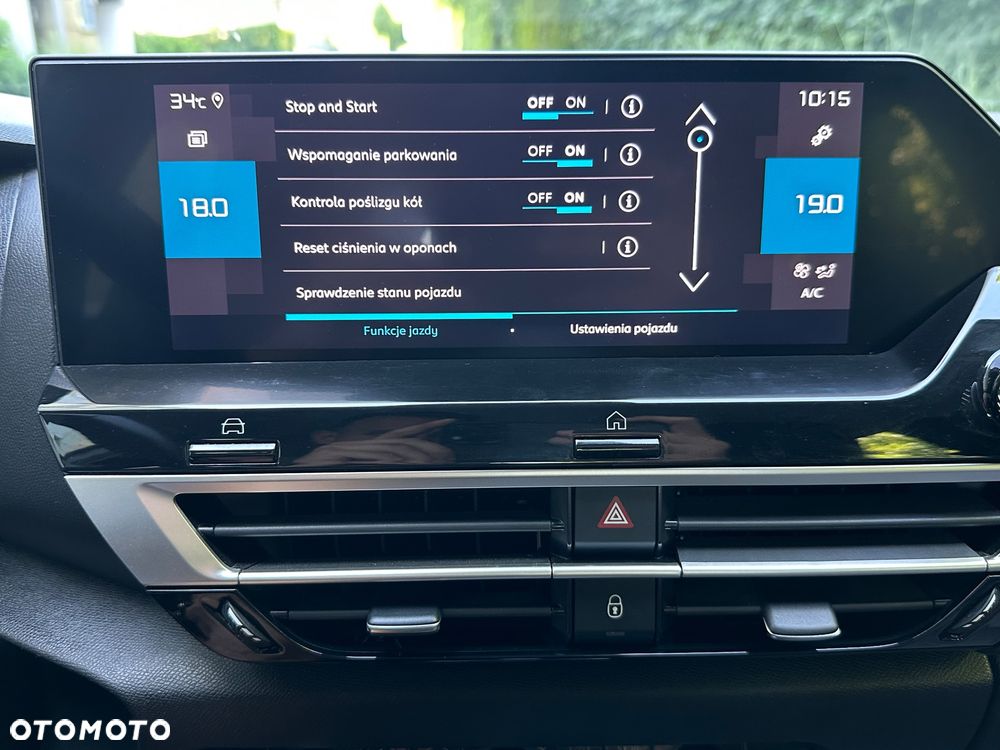 Citroën C4 1.5 BlueHDi Max S&S EAT8 - 24