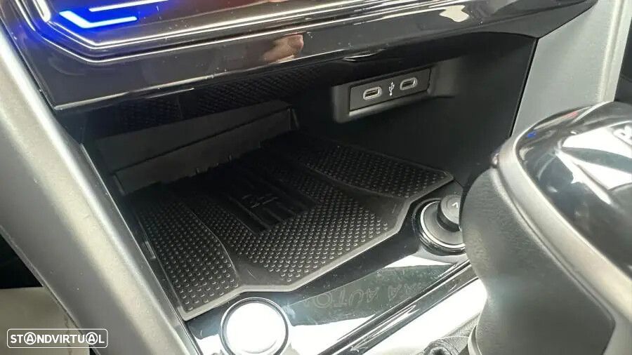VW T-Roc - 10