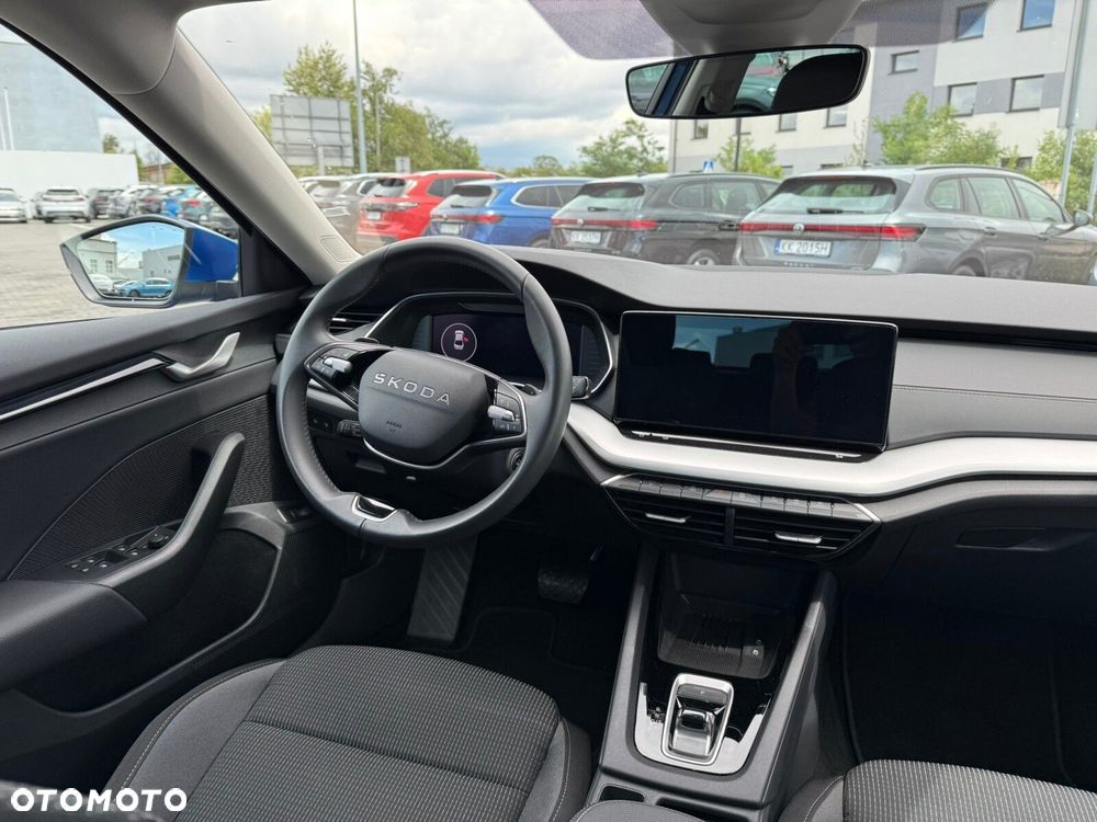 Skoda Octavia 1.5 TSI mHEV Selection DSG - 25