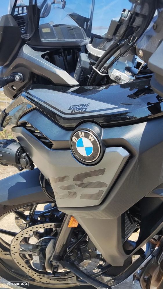 BMW F 750 GS Triple Black - 21