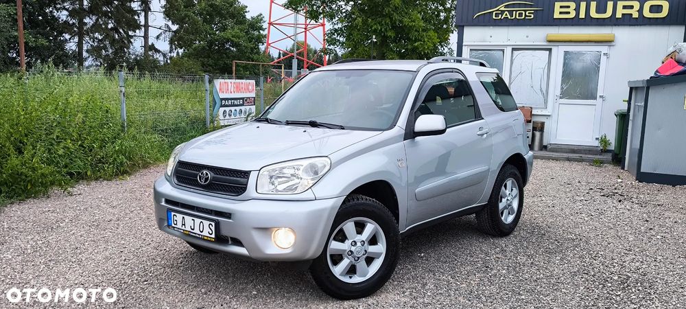 Toyota RAV4 - 1