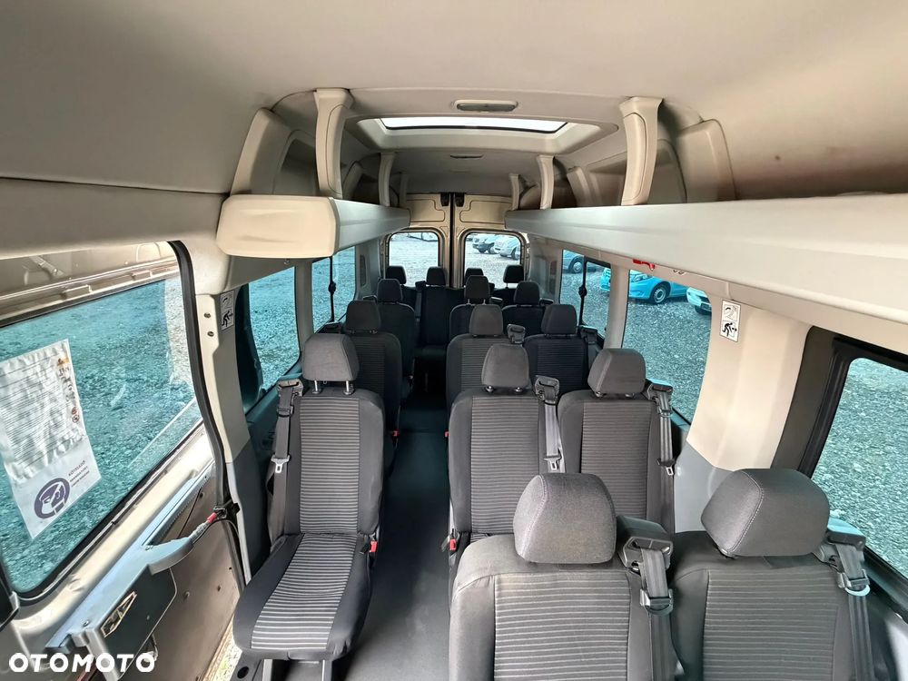 Ford Transit - 11
