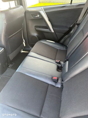 Toyota RAV4 2.0 D-4D Premium 4x2 - 7