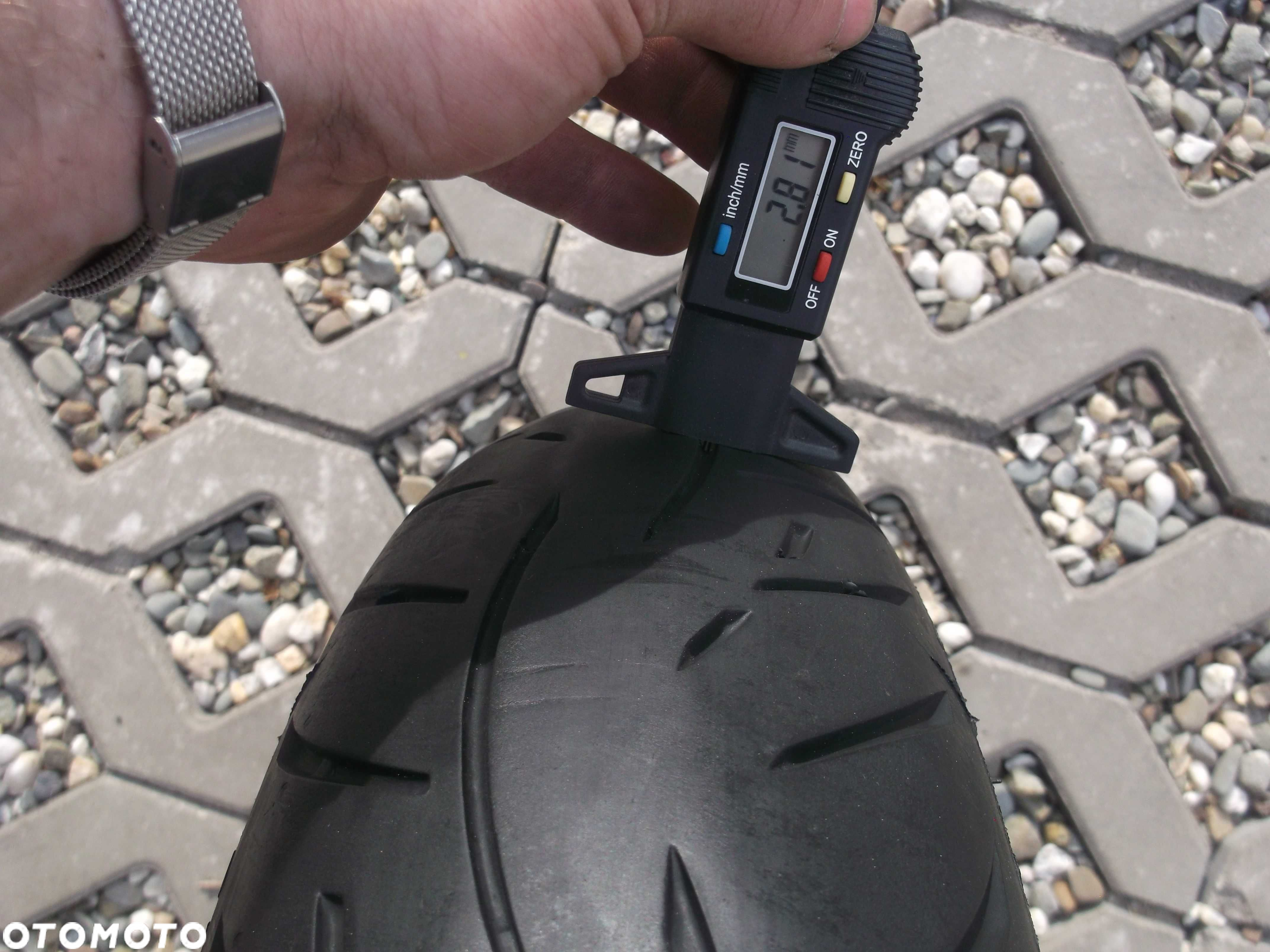 opona 120/70ZR17	58W Metzeler Roadtec z8 interact dot4714 2,8mm - 4