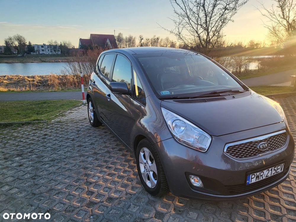 Kia Venga 1.6 CRDi L - 12