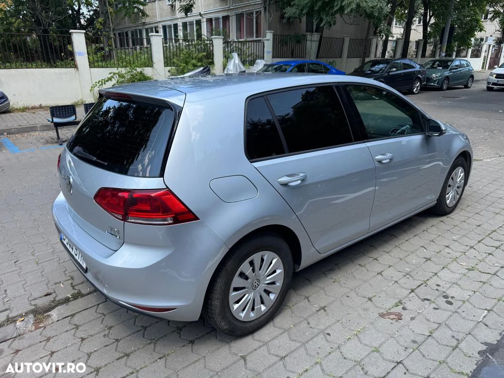 Volkswagen Golf 1.6 TDI DPF Trendline - 3