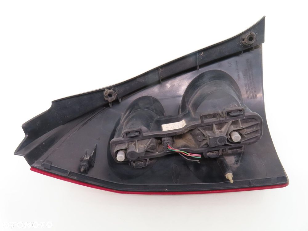 LAMPA PRAWA TYLNA NISSAN PRIMERA P12 KOMBI 26550AU400 - 3