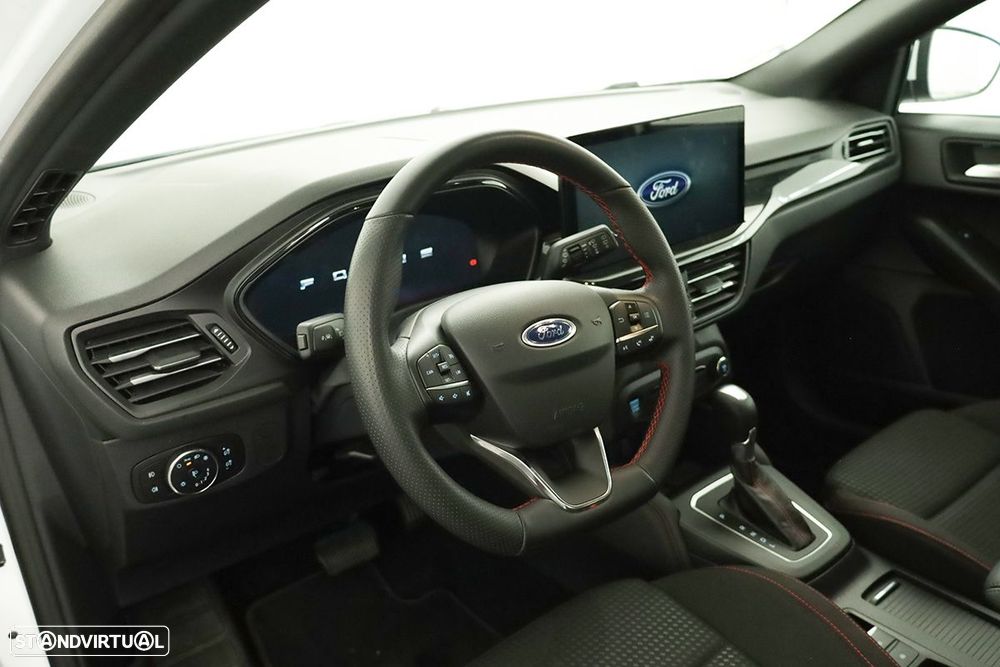 Ford Focus 1.0 EcoBoost MHEV ST-Line X Aut. - 6
