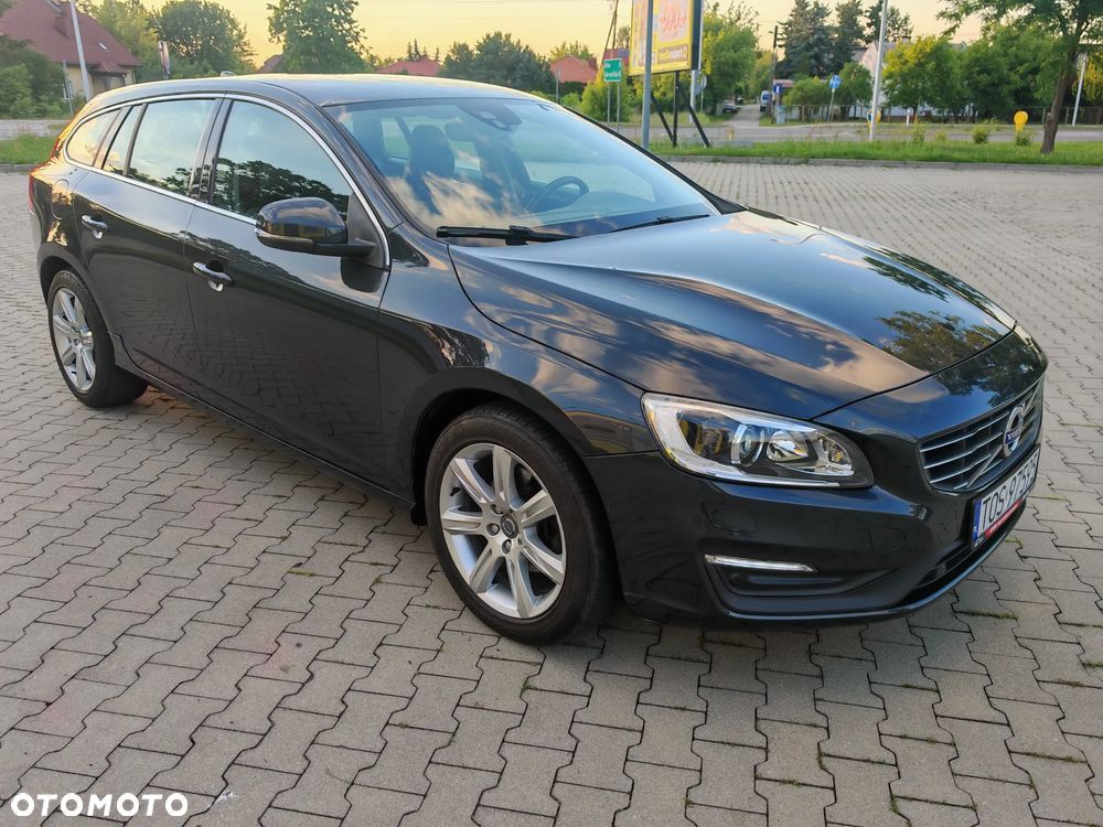 Volvo V60 D3 Momentum - 26