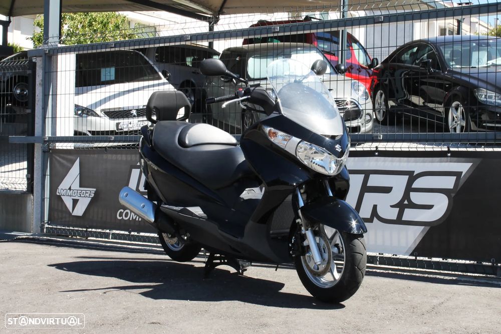 Usado Suzuki Burgman 2012 - 1 650 EUR - Standvirtual.com