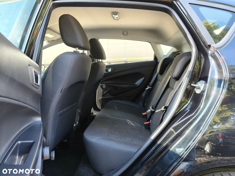 Ford Fiesta - 6