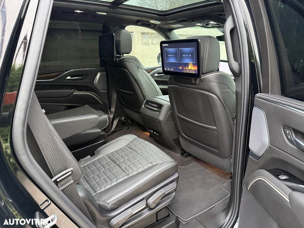 Cadillac Escalade - 12