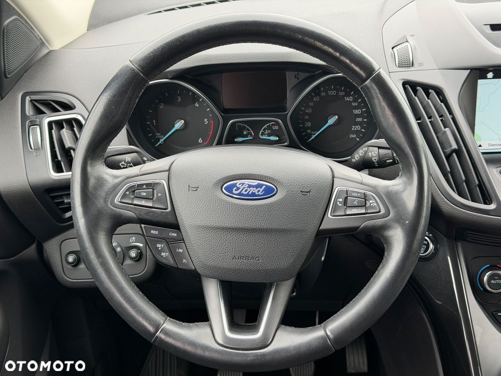 Ford Kuga - 13
