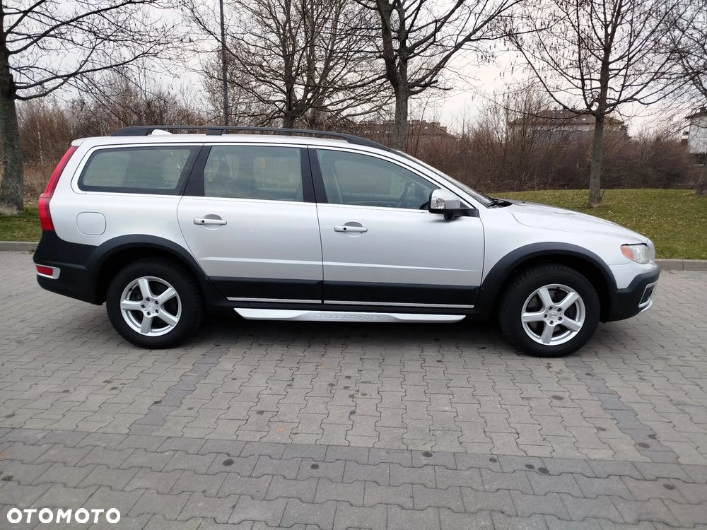 Volvo XC 70 3.2 AWD Momentum - 4