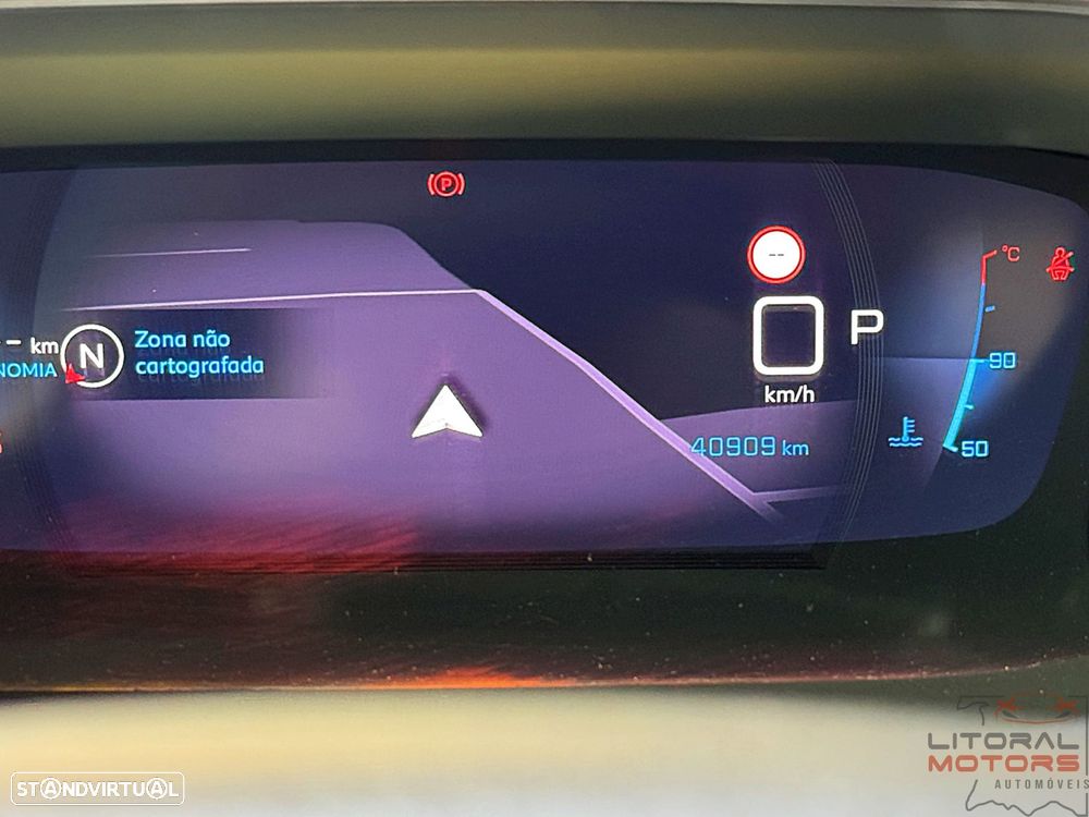 Peugeot 208 1.2 PureTech Allure Pack EAT8 - 26