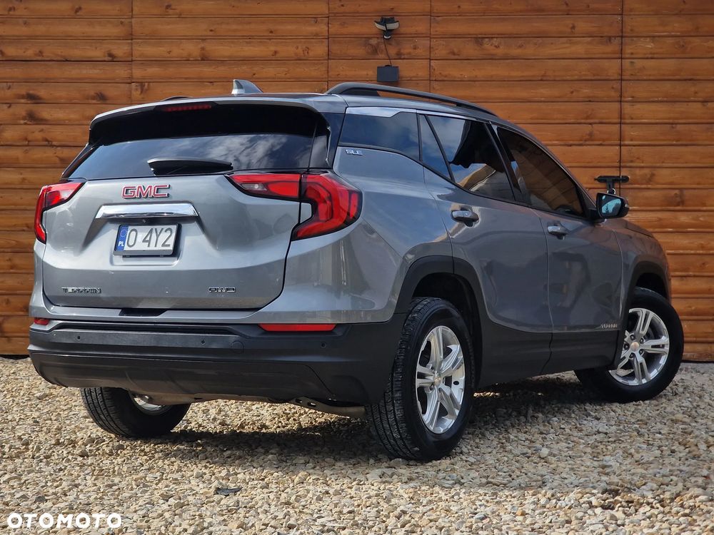GMC Terrain - 14