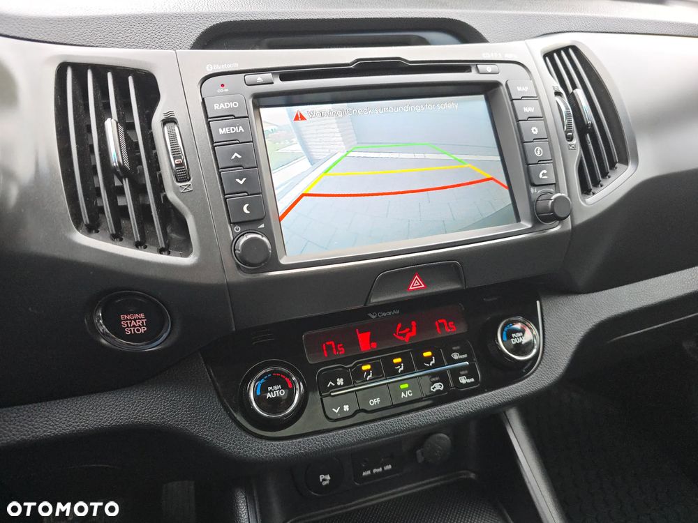 Kia Sportage - 16