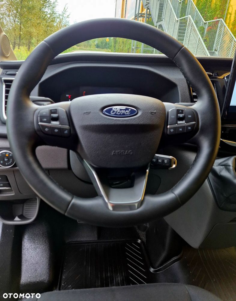 Ford Transit - 17