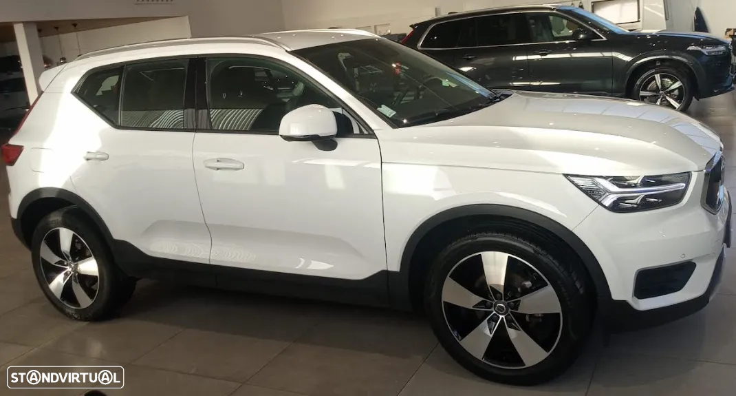 Volvo XC 40 2.0 D3 Momentum Geartronic - 10