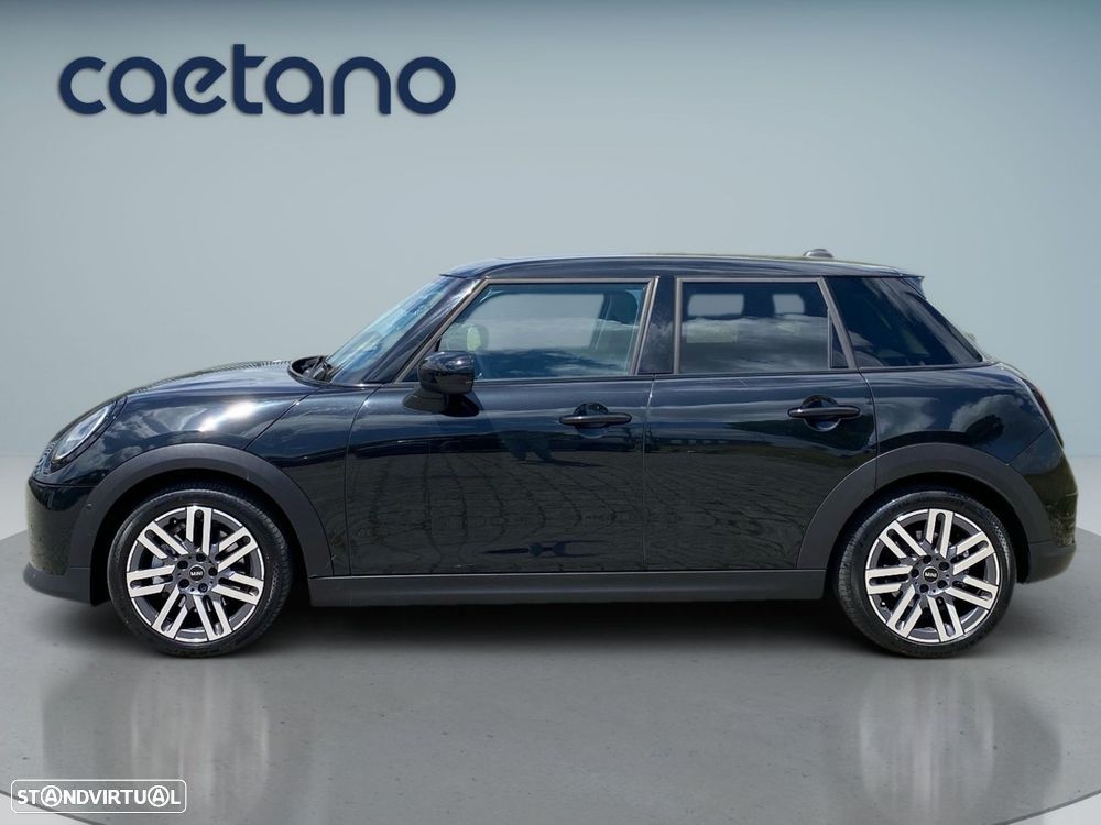 MINI 5 Portas Cooper Classic Auto - 4