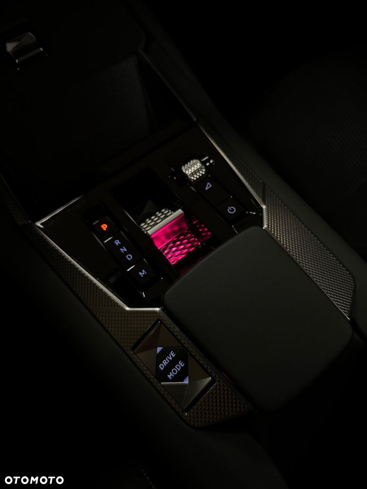 DS Automobiles DS 4 1.5 BlueHDi Antoine de Saint Exupéry - 27