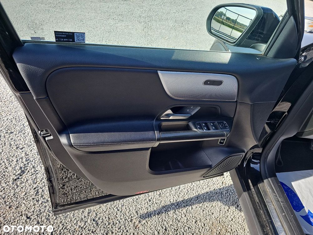 Mercedes-Benz GLB 200 Style 7G-DCT - 22