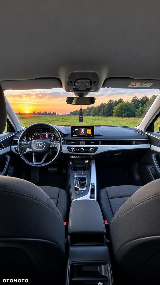 Audi A4 Avant 2.0 TDI Quattro S tronic - 11