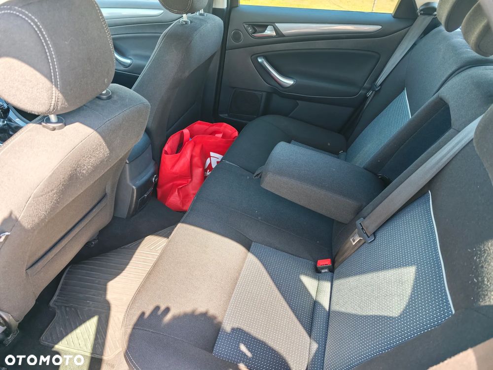 Ford Mondeo 2.0 TDCi Trend - 8