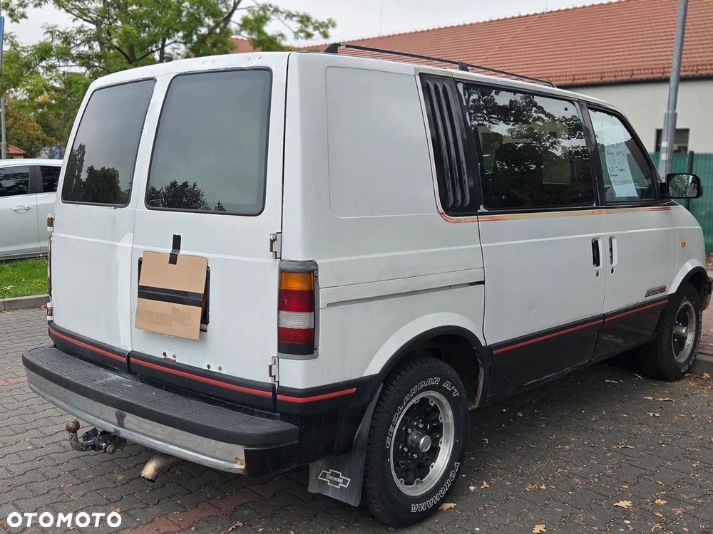 Chevrolet Astro - 5