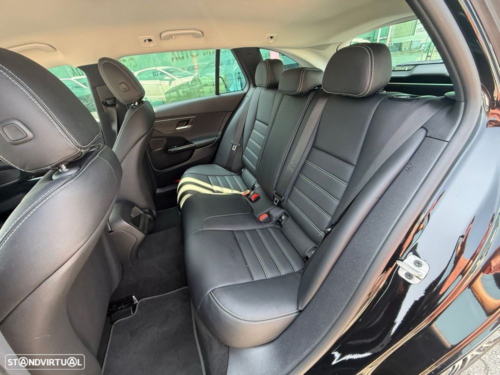 Mercedes-Benz C 180 9G-TRONIC Avantgarde Advanced - 18