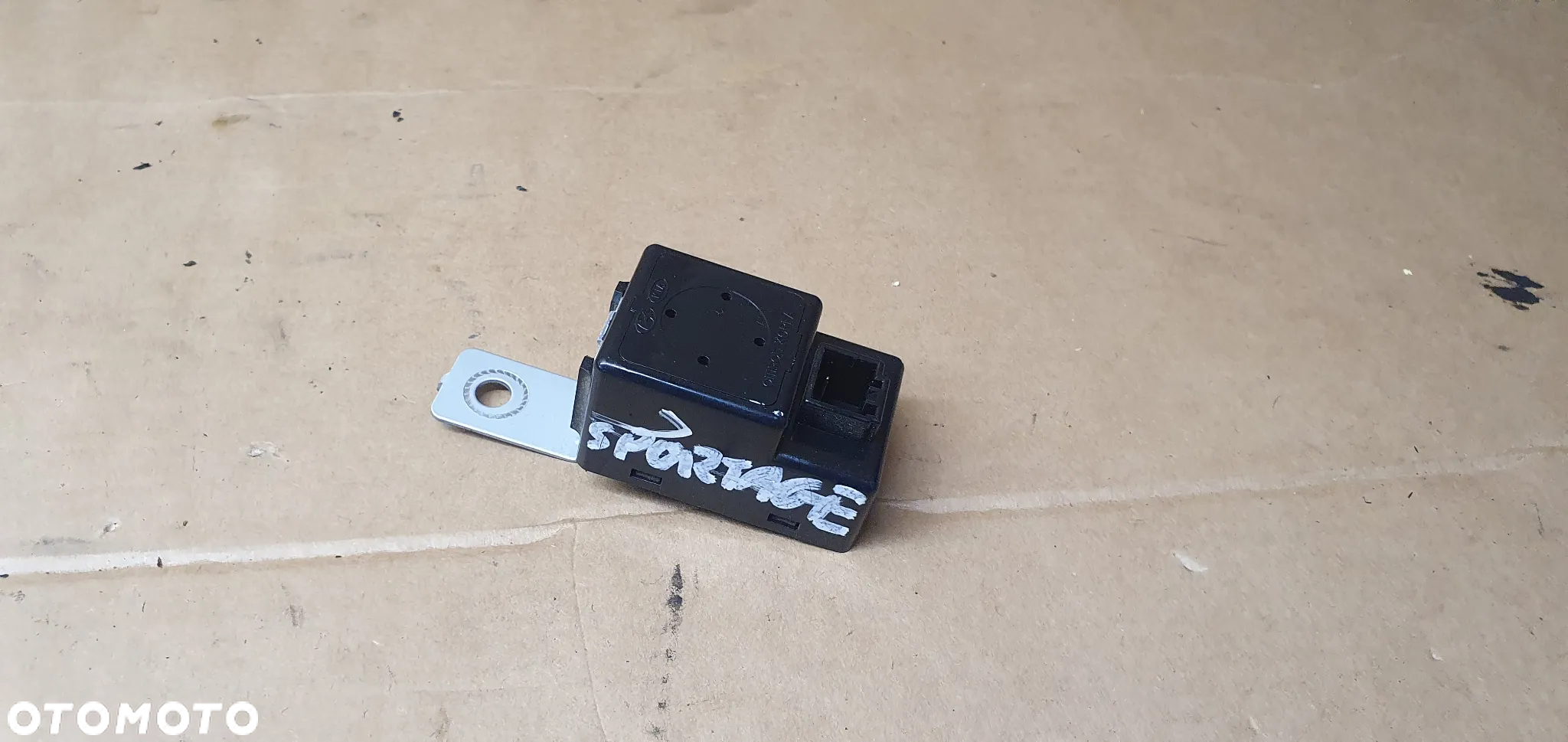 Głośnik Buzzer brzęczyk PDC Kia Sportage III 95710-3K100 - 3