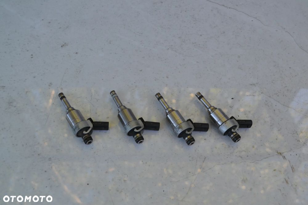 VW AUDI SEAT SKODA 1.8 2.0 TFSI FSI WTRYSK WTRYSKIWACZ PALIWA 06H906036G - 2